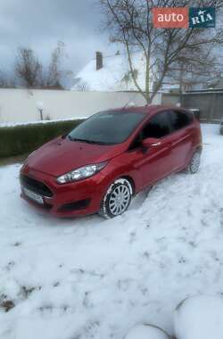 Хетчбек Ford Fiesta 2016 в Києві