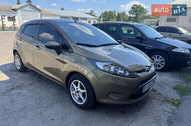 Хетчбек Ford Fiesta 2012 в Полтаві
