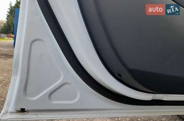 Хэтчбек Ford Fiesta 2010 в 