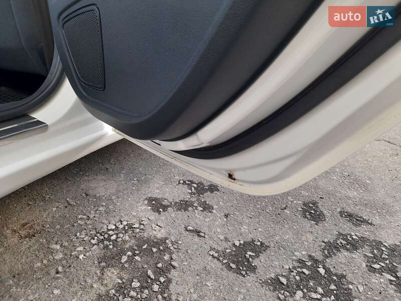 Хэтчбек Ford Fiesta 2010 в Литине