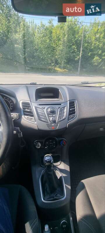 Хетчбек Ford Fiesta 2013 в Вінниці