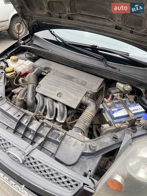 Хэтчбек Ford Fiesta 2008 в Киеве