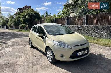Хэтчбек Ford Fiesta 2009 в 