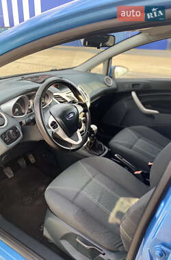 Хэтчбек Ford Fiesta 2009 в Дубно