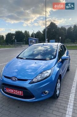 Хэтчбек Ford Fiesta 2009 в Дубно