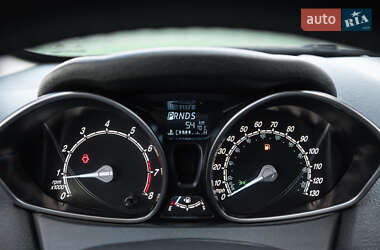 Седан Ford Fiesta 2014 в 