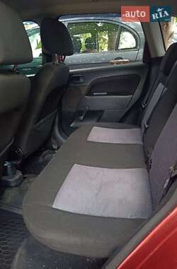 Хэтчбек Ford Fiesta 2007 в 