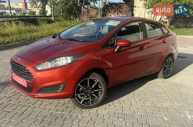 Седан Ford Fiesta 2019 в Львове