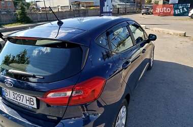 Хэтчбек Ford Fiesta 2018 в 