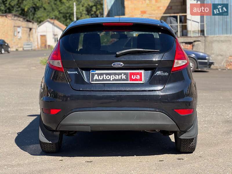 Хэтчбек Ford Fiesta 2011 в Киеве