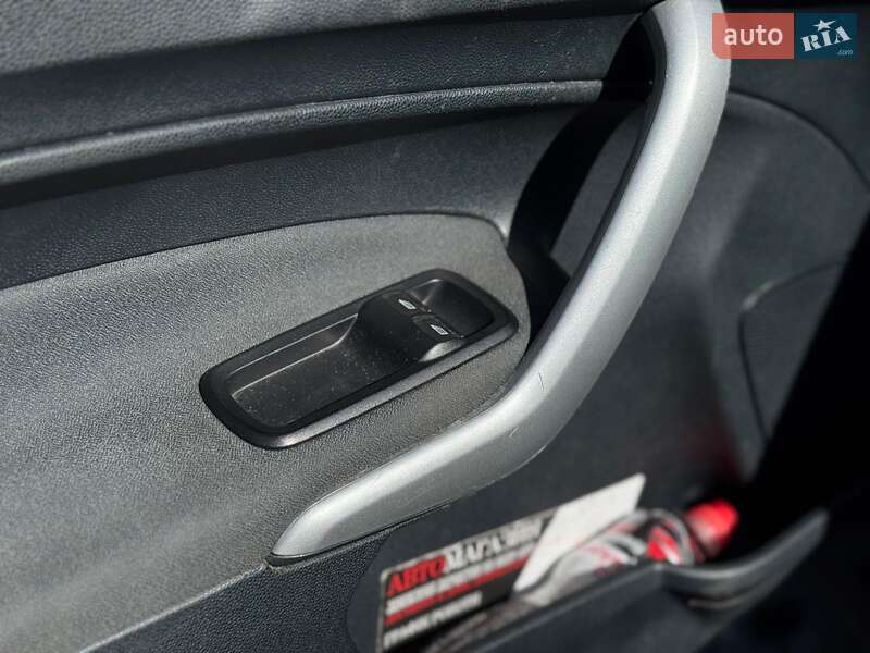 Хэтчбек Ford Fiesta 2011 в Киеве