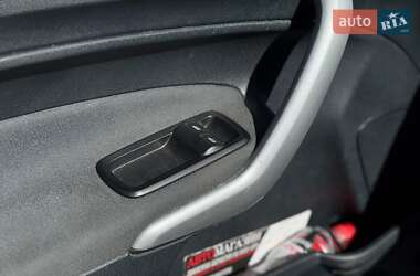 Хэтчбек Ford Fiesta 2011 в 