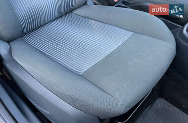 Хэтчбек Ford Fiesta 2012 в 