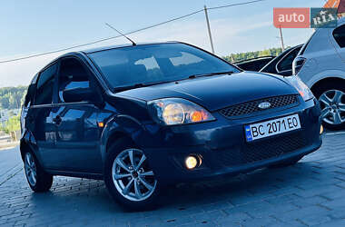 Хэтчбек Ford Fiesta 2007 в 