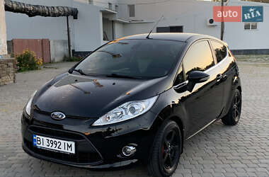 Хэтчбек Ford Fiesta 2012 в 