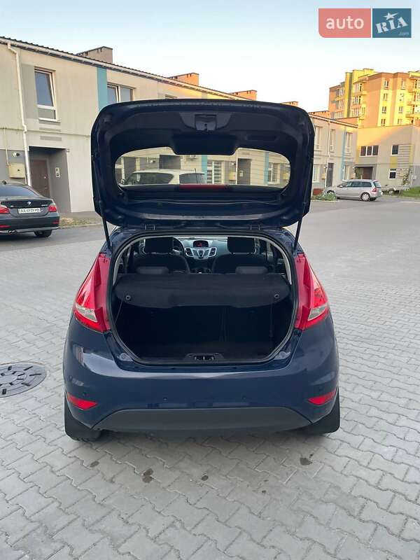 Хэтчбек Ford Fiesta 2011 в Хмельницком
