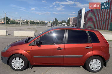 Хэтчбек Ford Fiesta 2007 в 