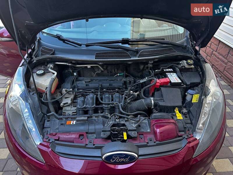 Хэтчбек Ford Fiesta 2011 в Кременчуге