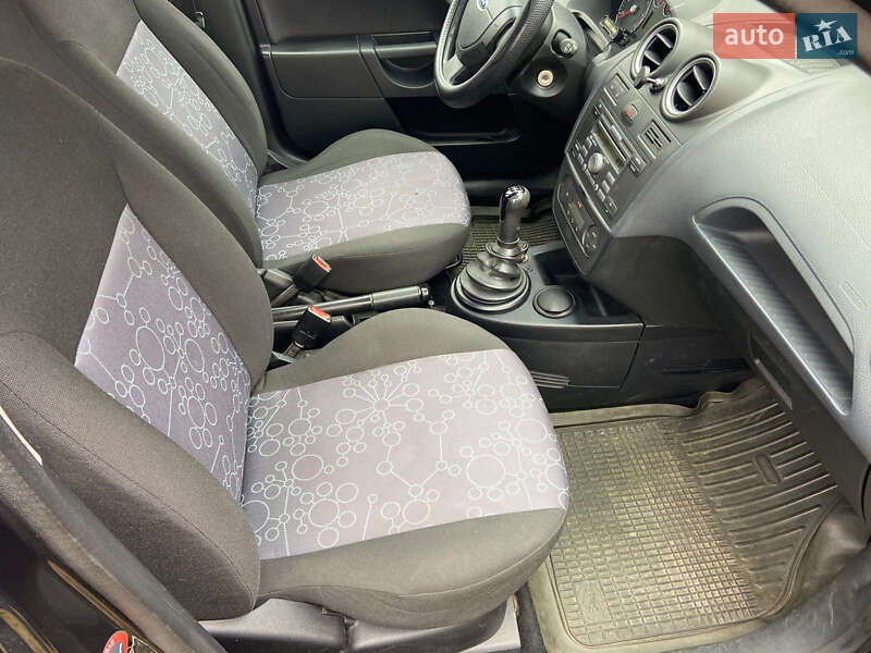 Хэтчбек Ford Fiesta 2007 в Луцке фото 19 Хэтчбек Ford Fiesta 2007 в Луцке