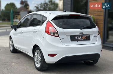 Хэтчбек Ford Fiesta 2019 в 