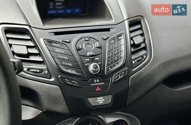 Хэтчбек Ford Fiesta 2019 в 