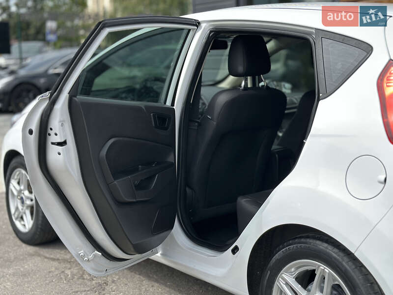 Хэтчбек Ford Fiesta 2019 в Шептицькому фото 56 Хэтчбек Ford Fiesta 2019 в Шептицькому