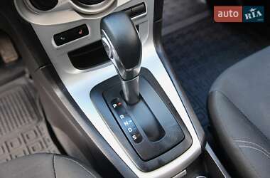 Седан Ford Fiesta 2017 в 