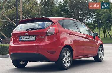 Хэтчбек Ford Fiesta 2014 в 