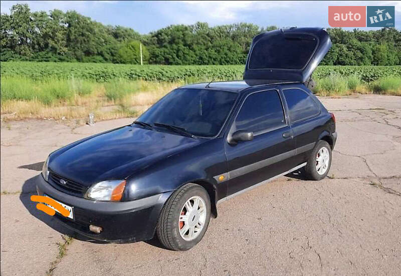 Хэтчбек Ford Fiesta 2000 в Дунаевцах фото 5 Хэтчбек Ford Fiesta 2000 в Дунаевцах