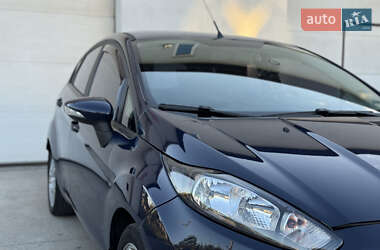Хэтчбек Ford Fiesta 2017 в 