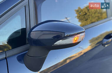 Хэтчбек Ford Fiesta 2017 в 