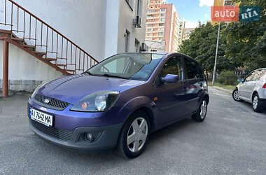 Хэтчбек Ford Fiesta 2008 в Киеве