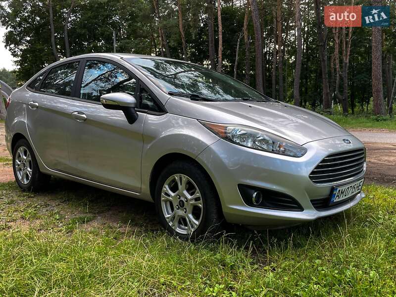 Седан Ford Fiesta 2016 в Житомире