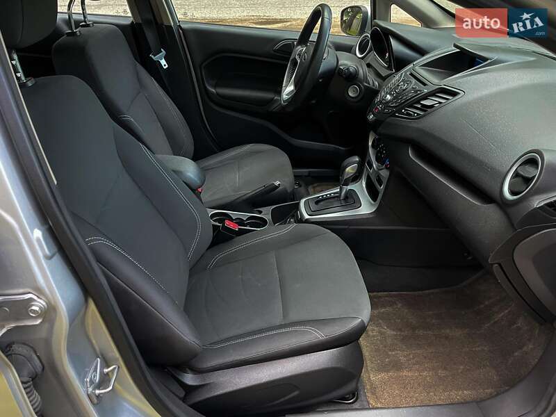 Седан Ford Fiesta 2016 в Житомире
