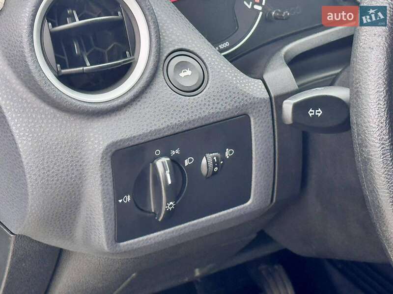 Хэтчбек Ford Fiesta 2007 в Киеве