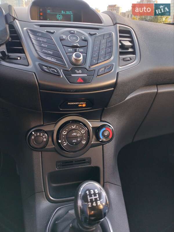 Седан Ford Fiesta 2015 в Броварах