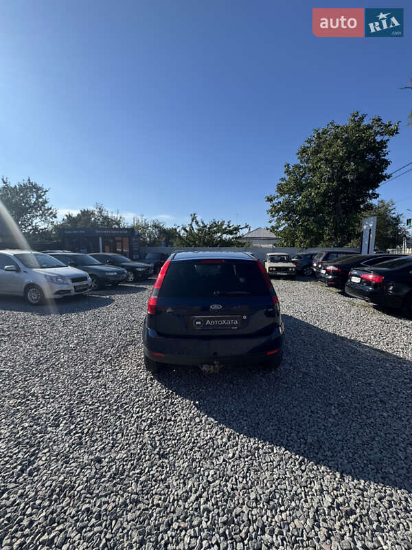 Хэтчбек Ford Fiesta 2005 в Дергачах