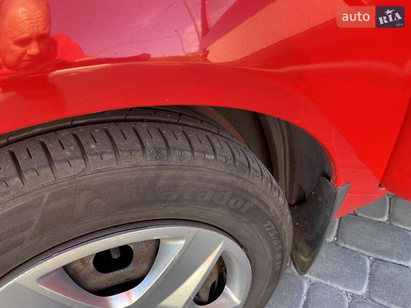 Хэтчбек Ford Fiesta 2006 в Киеве