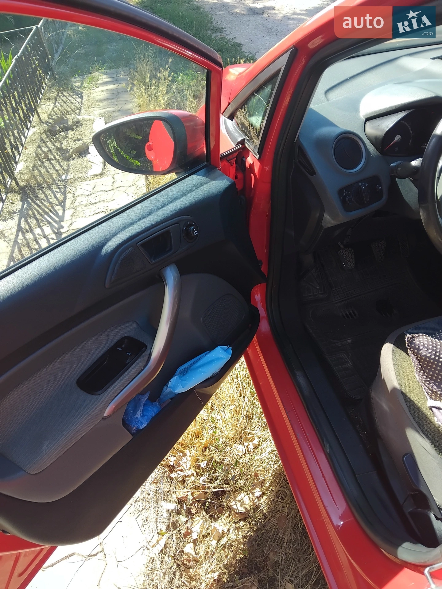 2010 Ford Fiesta - мініатюра 5