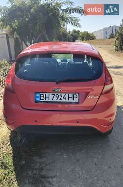 Хэтчбек Ford Fiesta 2010 в 