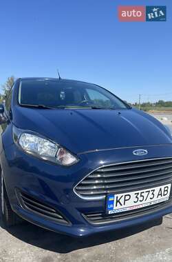 Хэтчбек Ford Fiesta 2014 в 