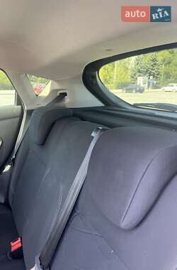 Хэтчбек Ford Fiesta 2014 в 