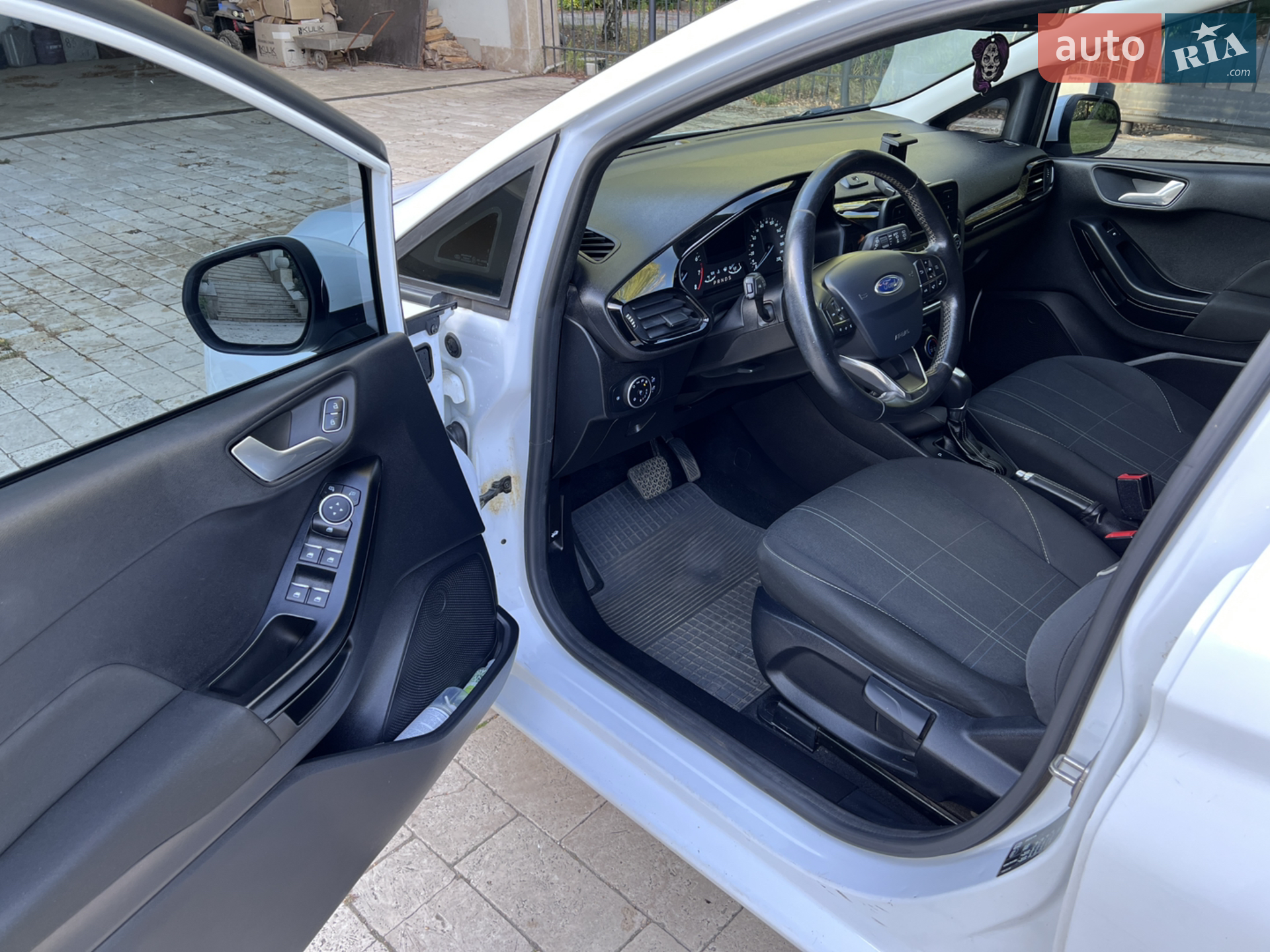 2017 Ford Fiesta - мініатюра 13
