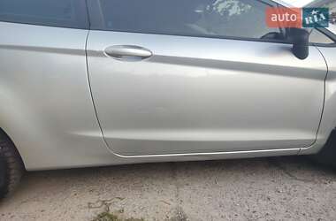 Хэтчбек Ford Fiesta 2010 в 