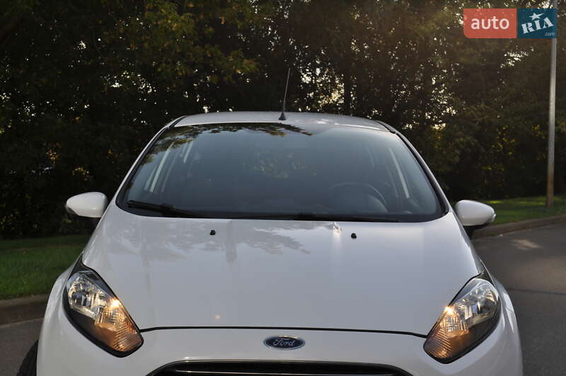Хэтчбек Ford Fiesta 2013 в Киеве фото 9 Хэтчбек Ford Fiesta 2013 в Киеве