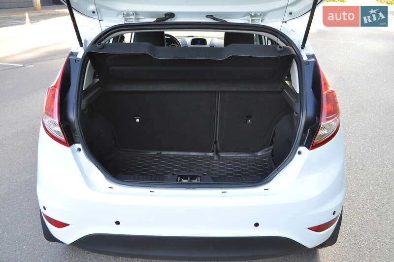 Хэтчбек Ford Fiesta 2013 в Киеве фото 21 Хэтчбек Ford Fiesta 2013 в Киеве