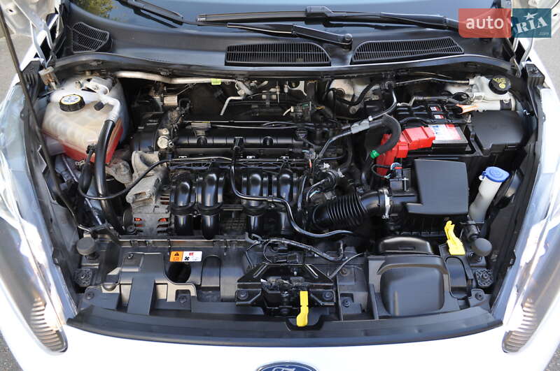 Хэтчбек Ford Fiesta 2013 в Киеве фото 52 Хэтчбек Ford Fiesta 2013 в Киеве