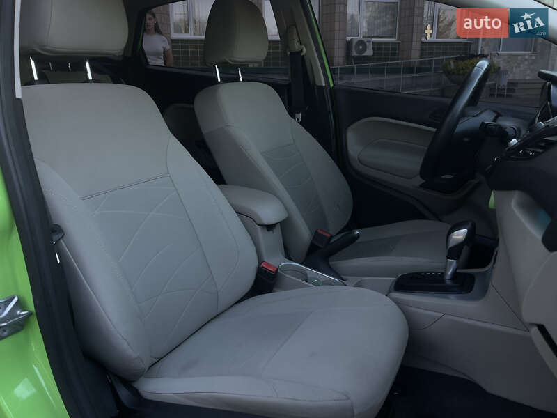 Седан Ford Fiesta 2014 в Николаеве фото 16 Седан Ford Fiesta 2014 в Николаеве
