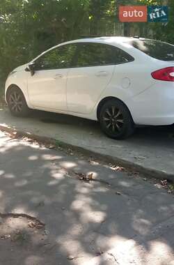 Седан Ford Fiesta 2011 в 