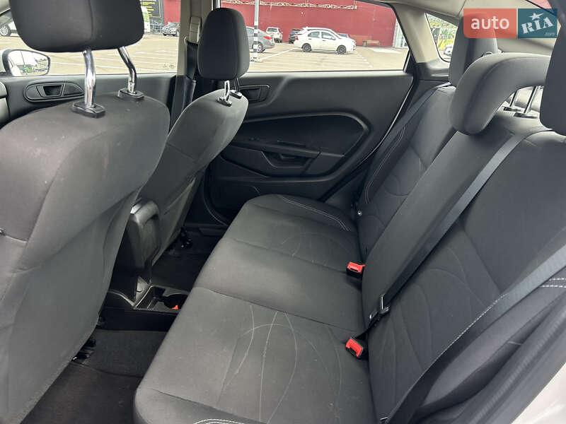 Седан Ford Fiesta 2018 в Киеве